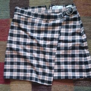 Hollister Black and Tan Plaid Mini Skirt